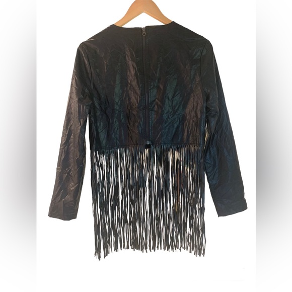 RORA crop top with fringe. Size 8 - Picture 3 of 14